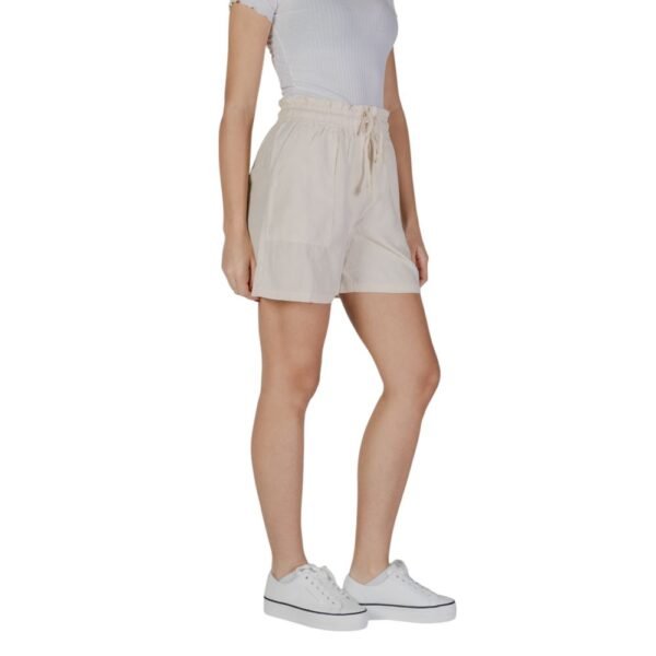4767106.jpeg Beige Cotton Short