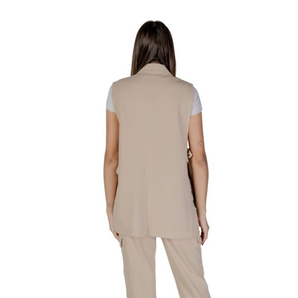 4767461.jpeg Beige Polyester Vest