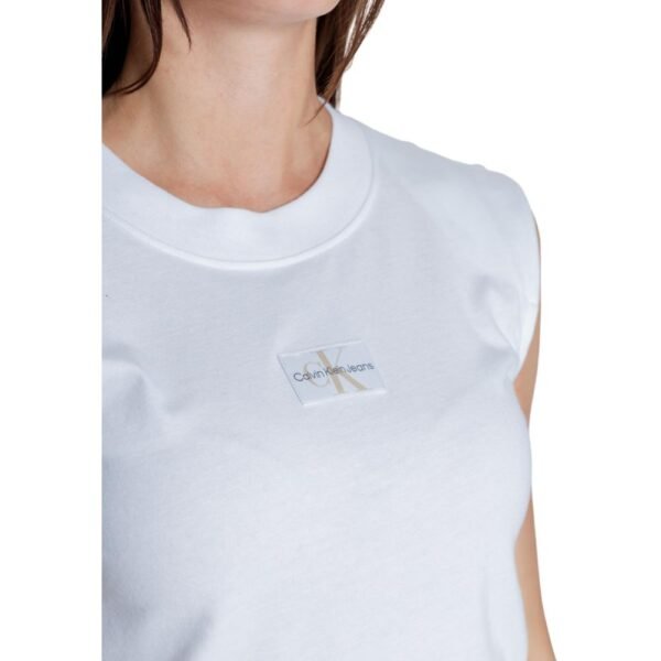 4747024.jpeg White Cotton Tops & T-Shirt