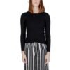 Black Viscose Sportswear