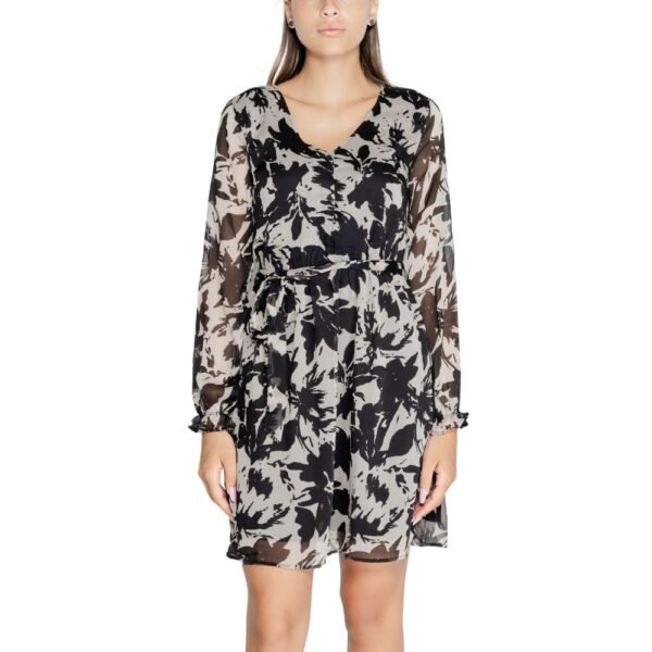 4768306.jpeg Black Recycled Polyester Short