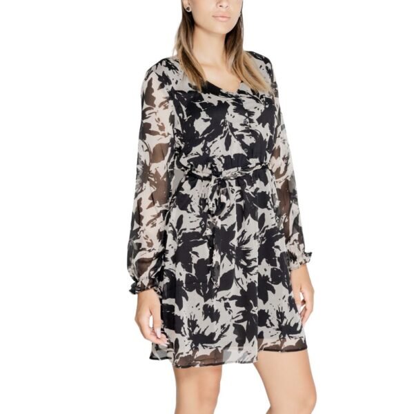 4768310.jpeg Black Recycled Polyester Short