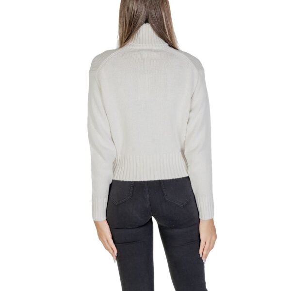 4814979.jpeg Cream Cotton Sweater
