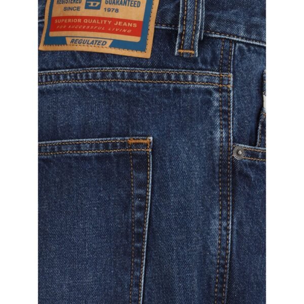4817320-1.jpeg 2010 D-Macs Jeans