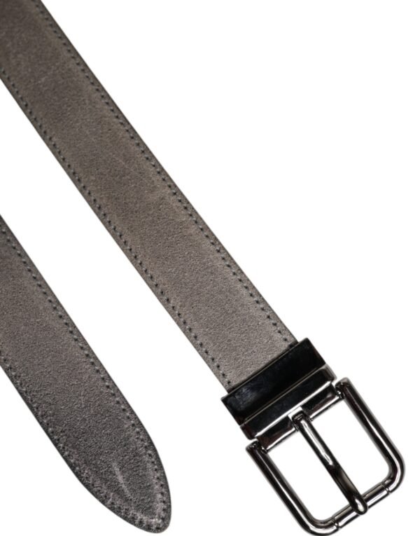 6894721.jpeg Gray Leather Silver Tone Metal Buckle Belt