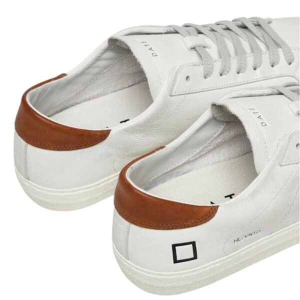 Screenshot White Leather Sneaker