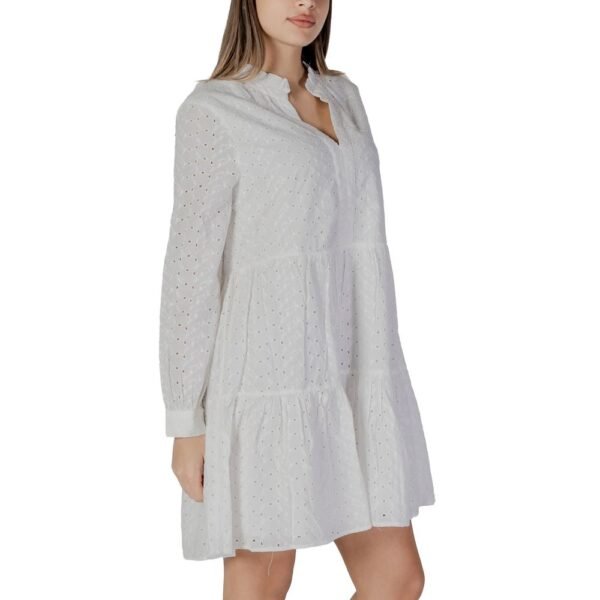 4767487.jpeg White Cotton Dress