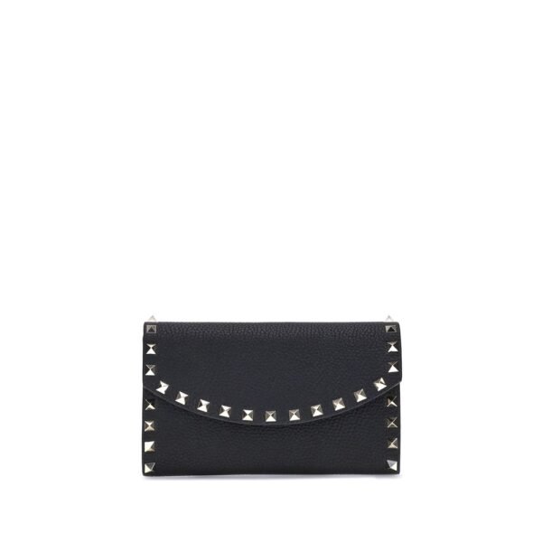 Wallet with chain