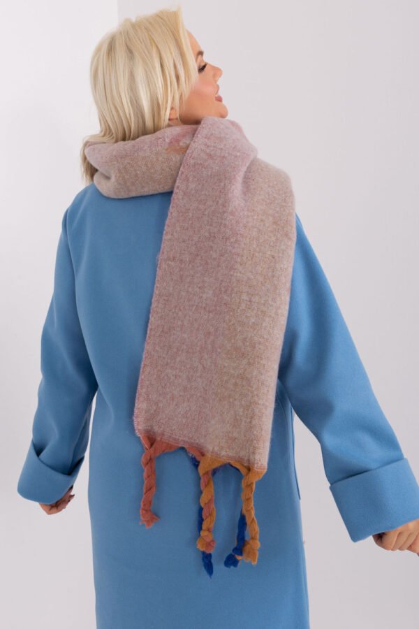 Shawl model 190553 AT