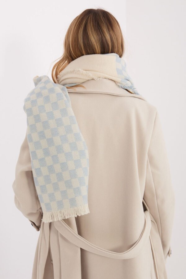 Shawl model 222308 AT